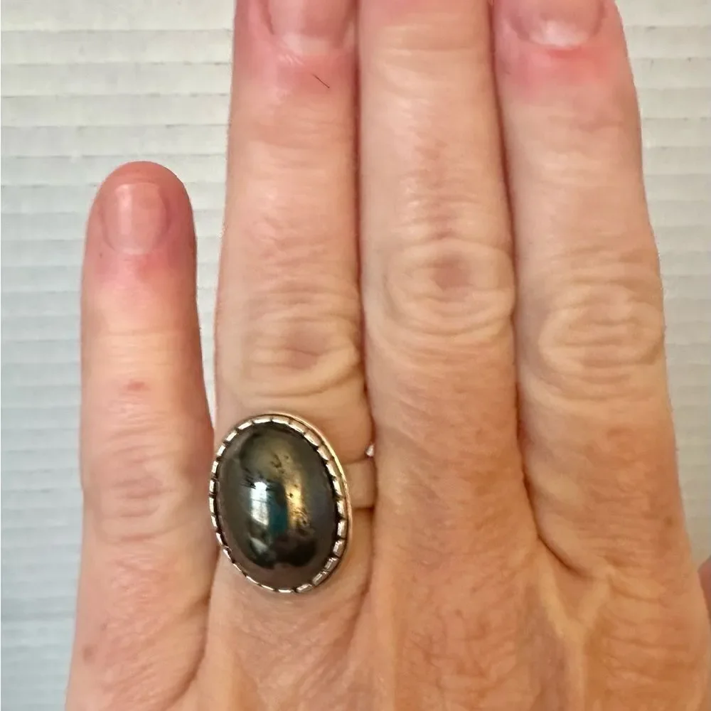 Silver and palladium hematite ring